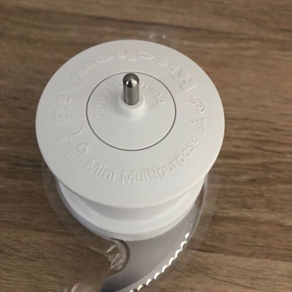 KitchenAid KFP0930CUO Mini Multipurpose Blade for 9 Cup Food Processor White - Picture 6 of 8